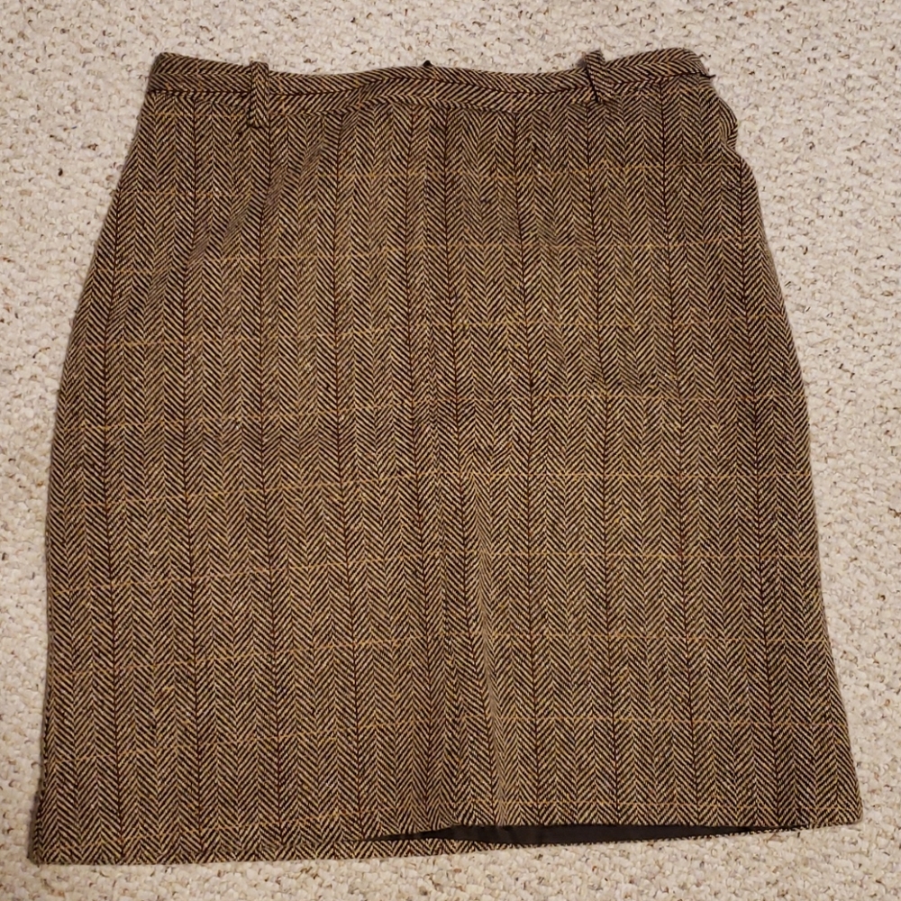 Houndstooth Pencil Skirt
